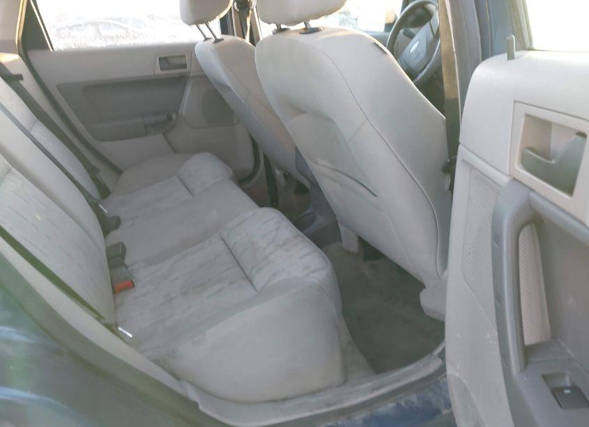 Photo 8 of 2008 Ford Focus SE/SES (VIN 1FAHP35N58W184127)