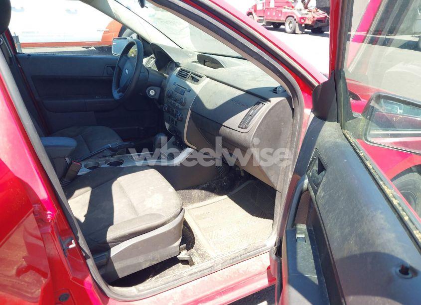 Photo 5 of 2008 Ford Focus SE/SES (VIN 1FAHP35N58W184273)