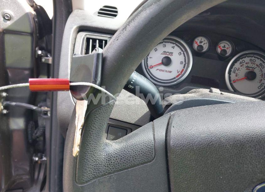 Photo 11 of 2009 Ford Focus SE (VIN 1FAHP35N59W110448)