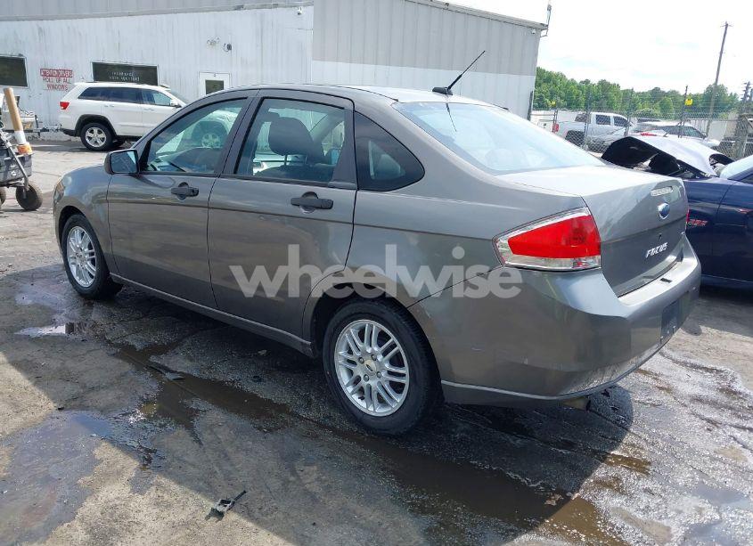 Photo 3 of 2009 Ford Focus SE (VIN 1FAHP35N59W110448)