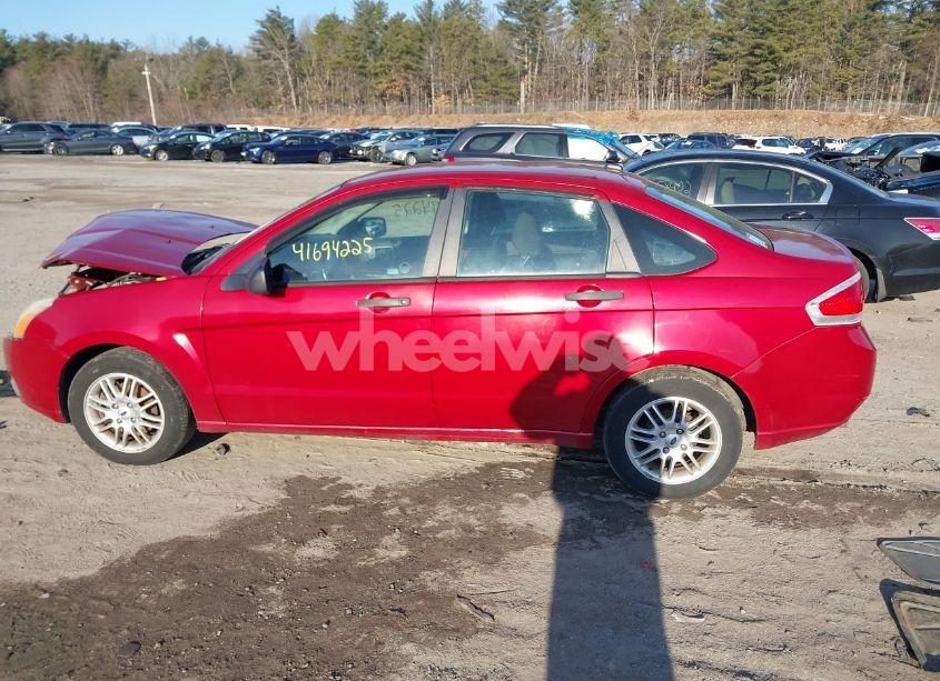Photo 14 of 2009 Ford Focus SE (VIN 1FAHP35N59W121241)