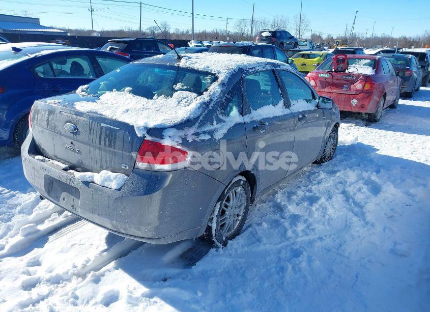 Photo 4 of 2009 Ford Focus SE (VIN 1FAHP35N59W160802)