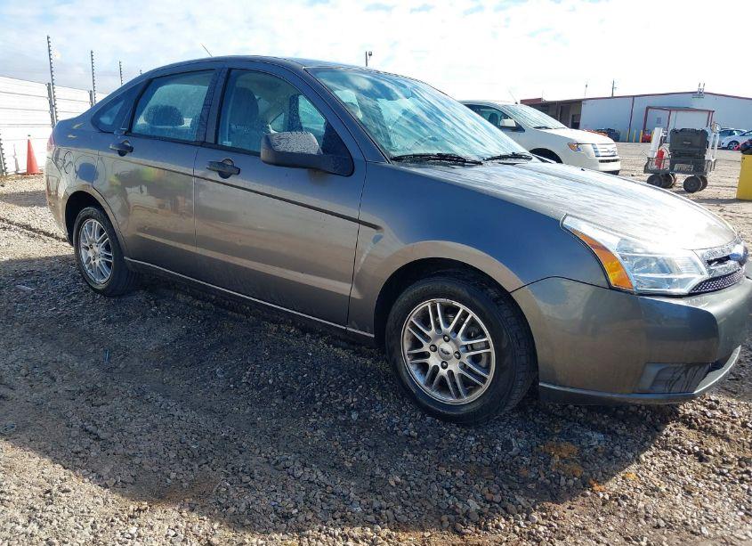 2009 Ford Focus SE (VIN 1FAHP35N59W162887) main photo