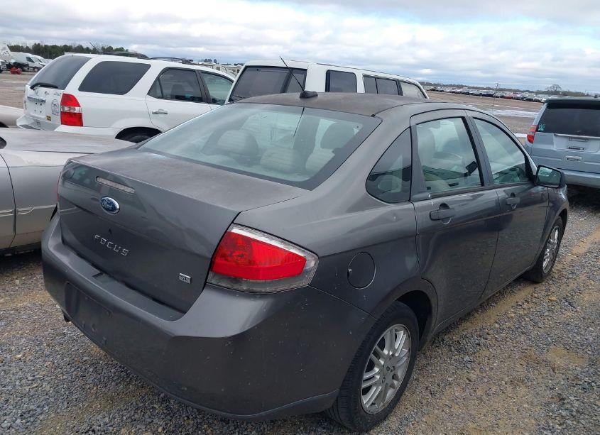 Photo 4 of 2009 Ford Focus SE (VIN 1FAHP35N59W162887)