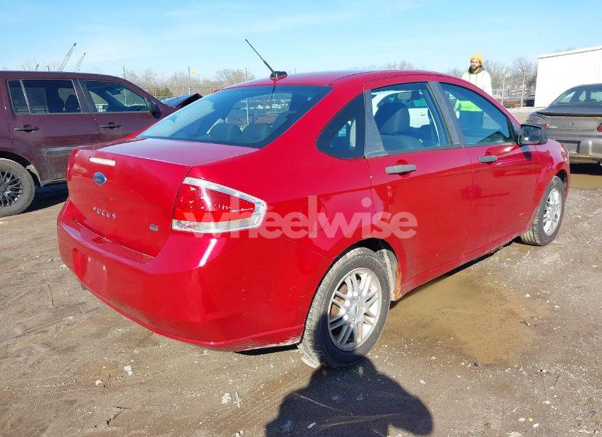 Photo 4 of 2009 Ford Focus SE (VIN 1FAHP35N59W182203)
