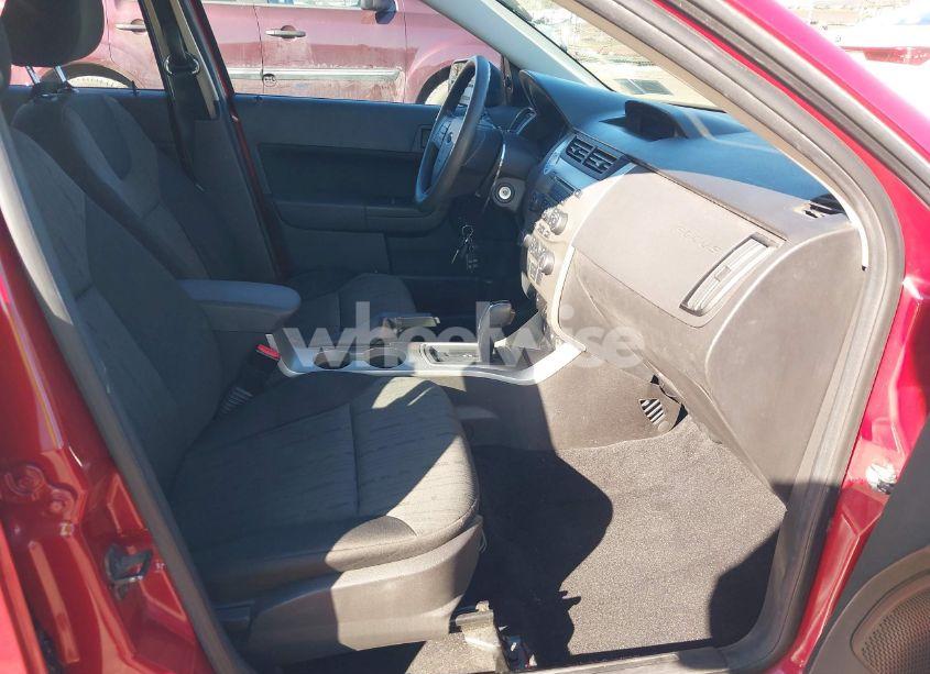 Photo 5 of 2009 Ford Focus SE (VIN 1FAHP35N59W182203)