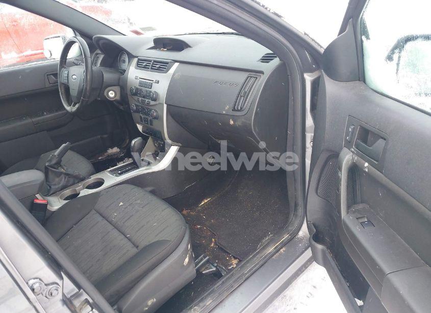 Photo 5 of 2009 Ford Focus SE (VIN 1FAHP35N59W213157)