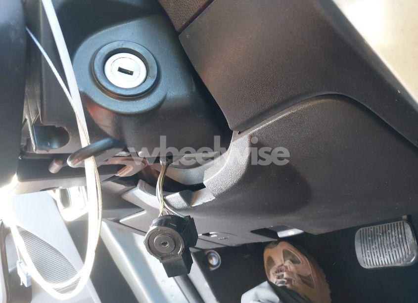 Photo 11 of 2009 Ford Focus SE (VIN 1FAHP35N59W220805)