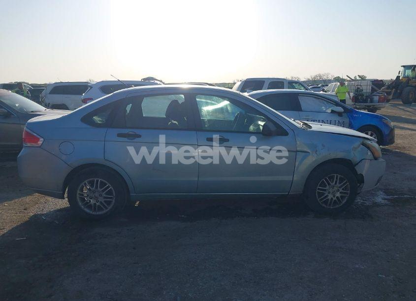 Photo 13 of 2009 Ford Focus SE (VIN 1FAHP35N59W220805)