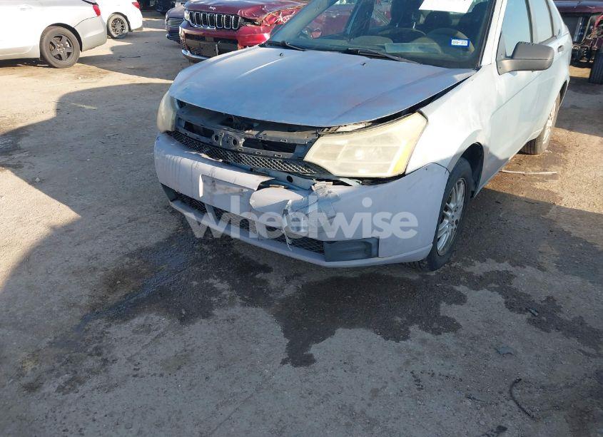 Photo 6 of 2009 Ford Focus SE (VIN 1FAHP35N59W220805)