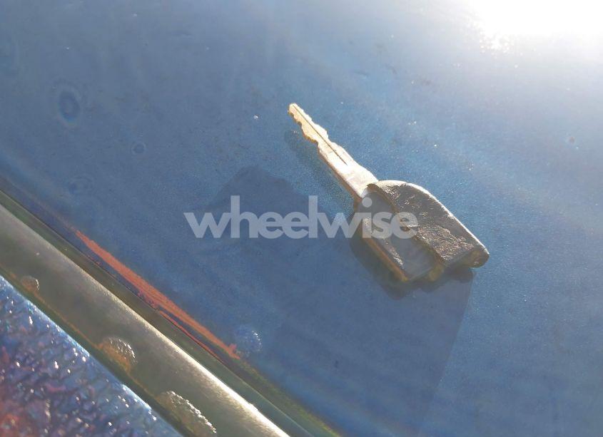 Photo 11 of 2009 Ford Focus SE (VIN 1FAHP35N59W240004)