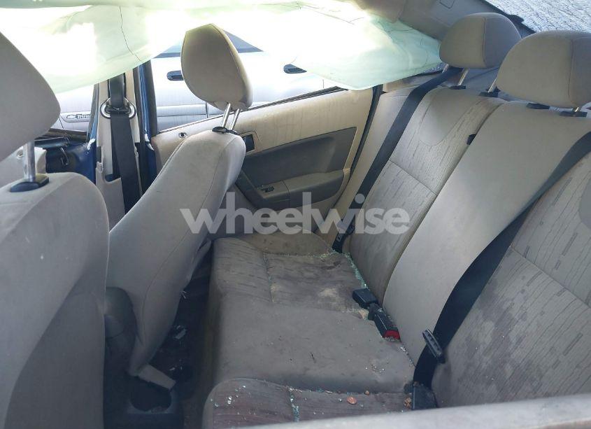 Photo 8 of 2009 Ford Focus SE (VIN 1FAHP35N59W240004)