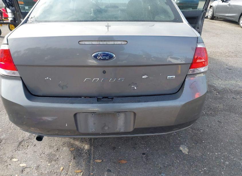 Photo 16 of 2009 Ford Focus SE (VIN 1FAHP35N59W260995)