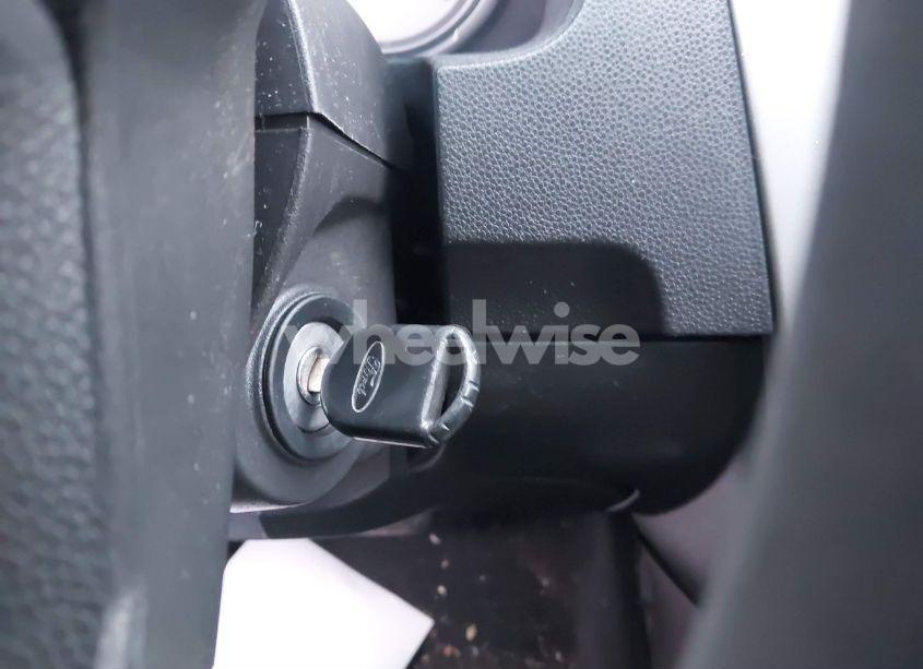 Photo 11 of 2009 Ford Focus SE (VIN 1FAHP35N59W270622)