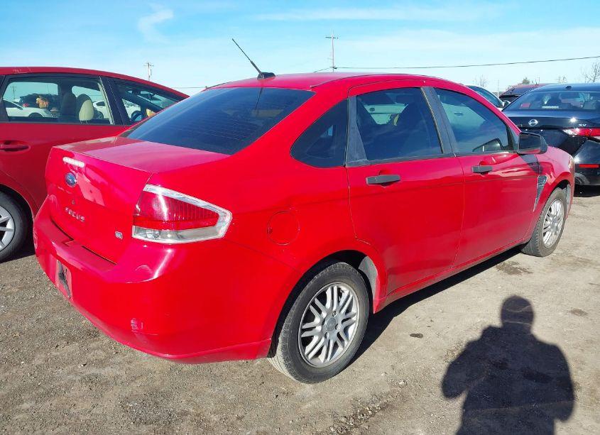 Photo 4 of 2008 Ford Focus SE/SES (VIN 1FAHP35N68W115172)