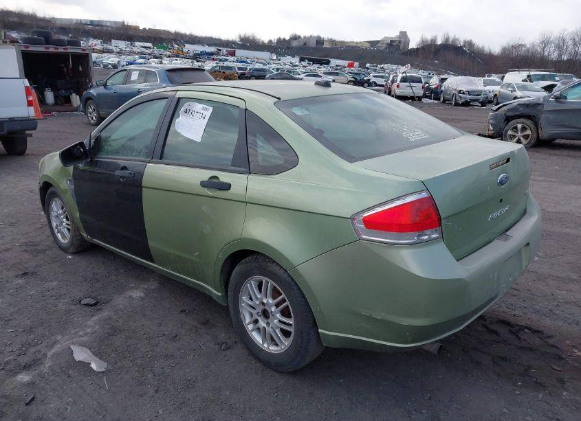 Photo 3 of 2008 Ford Focus SE/SES (VIN 1FAHP35N68W171824)