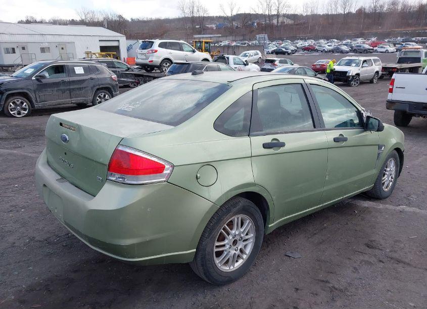 Photo 4 of 2008 Ford Focus SE/SES (VIN 1FAHP35N68W171824)