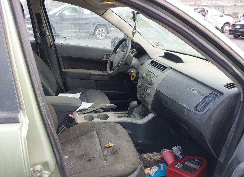 Photo 5 of 2008 Ford Focus SE/SES (VIN 1FAHP35N68W171824)