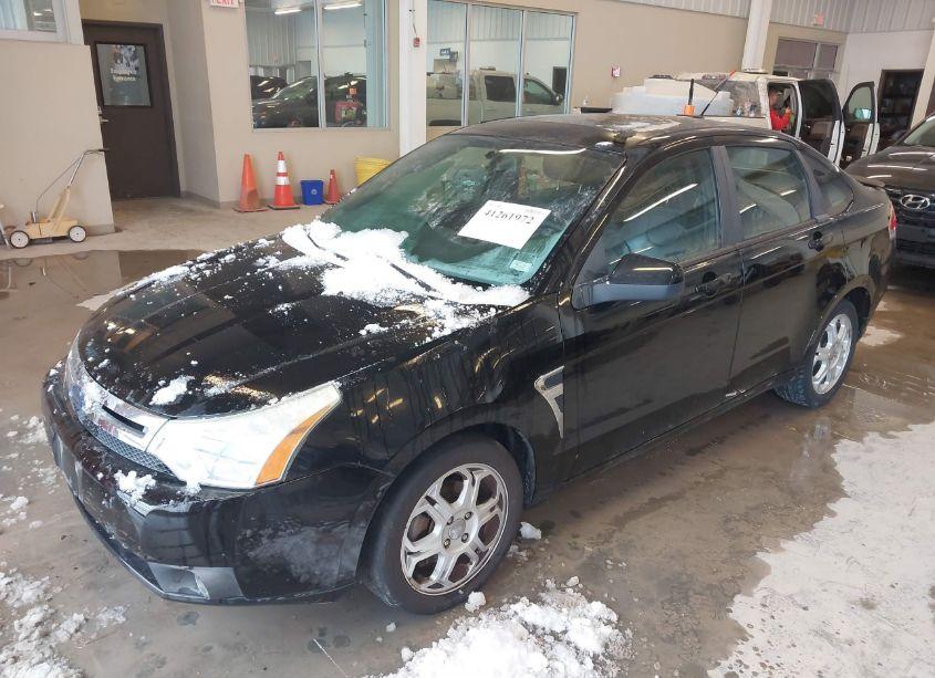 Photo 2 of 2008 Ford Focus SE/SES (VIN 1FAHP35N68W174187)
