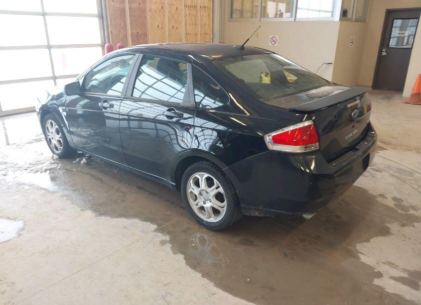 Photo 3 of 2008 Ford Focus SE/SES (VIN 1FAHP35N68W174187)