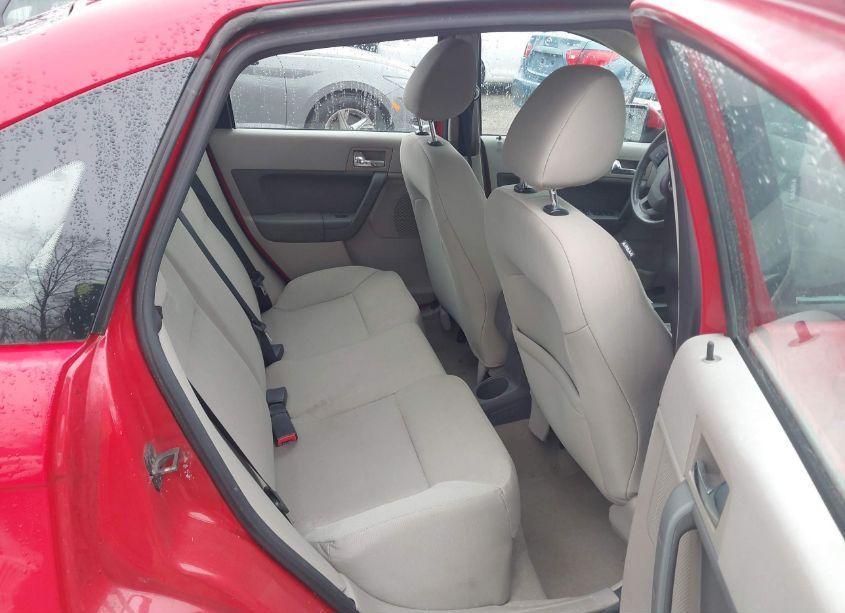 Photo 8 of 2008 Ford Focus SE/SES (VIN 1FAHP35N68W181530)