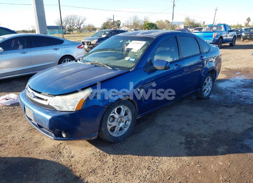 Photo 2 of 2008 Ford Focus SE/SES (VIN 1FAHP35N68W190504)