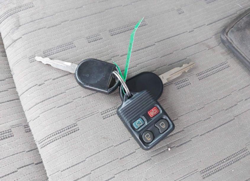 Photo 11 of 2008 Ford Focus SE/SES (VIN 1FAHP35N68W211769)