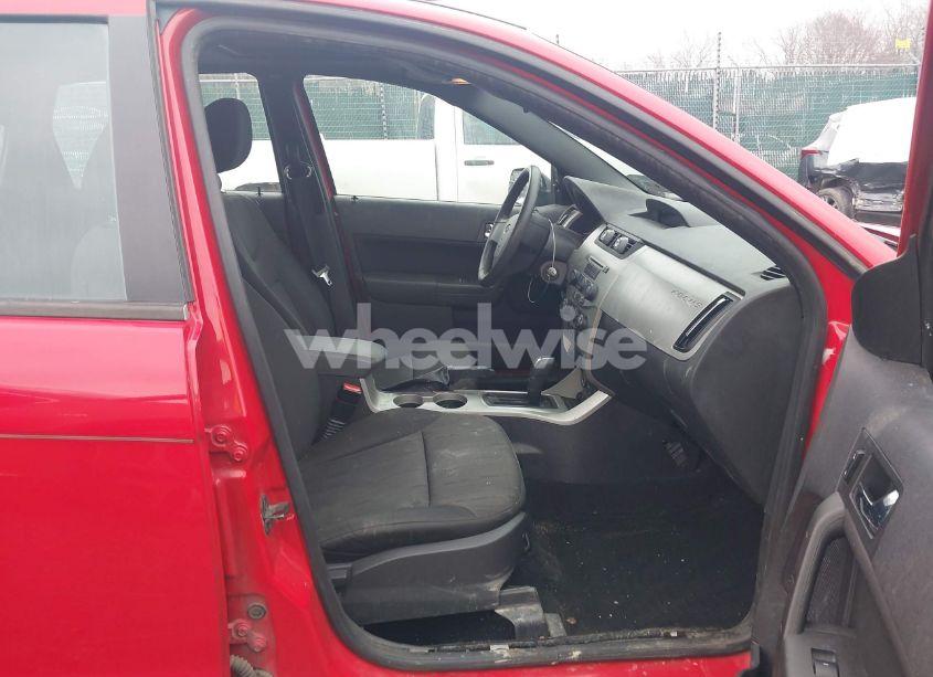 Photo 5 of 2008 Ford Focus SE/SES (VIN 1FAHP35N68W242021)