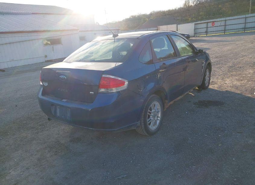Photo 4 of 2008 Ford Focus SE (VIN 1FAHP35N68W267646)