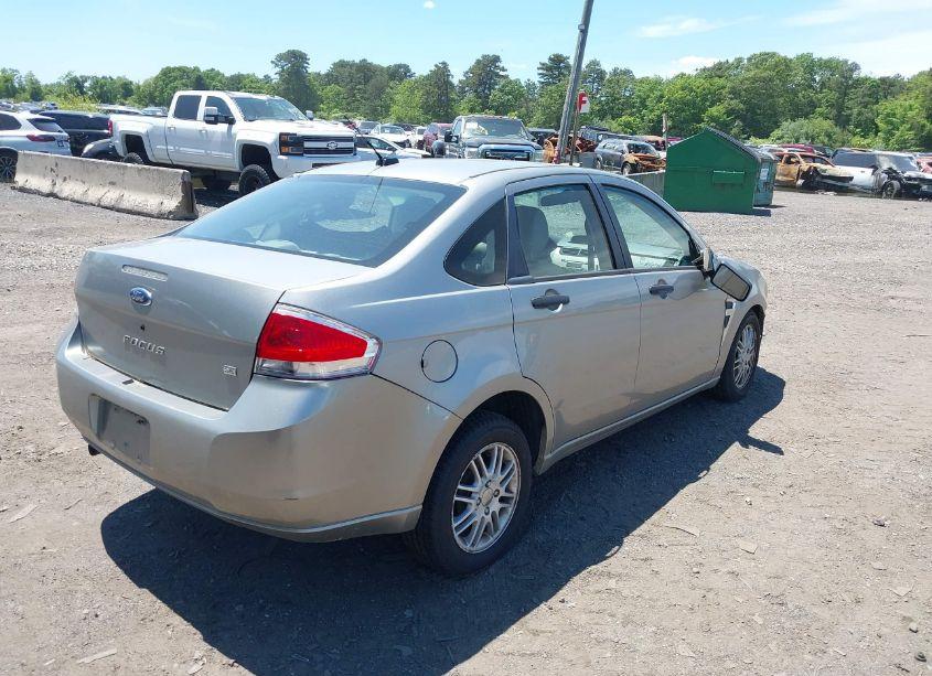 Photo 4 of 2008 Ford Focus SE/SES (VIN 1FAHP35N68W283975)