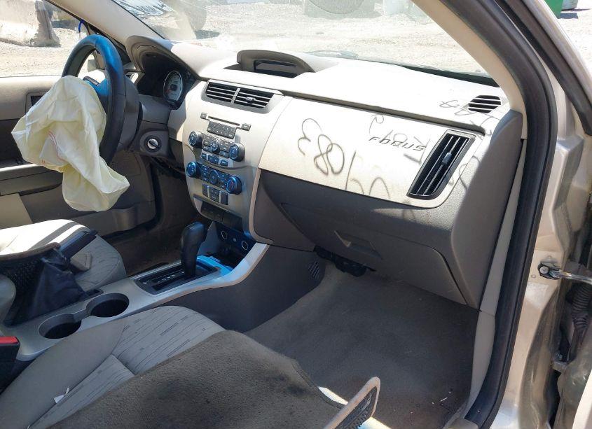 Photo 5 of 2008 Ford Focus SE/SES (VIN 1FAHP35N68W283975)