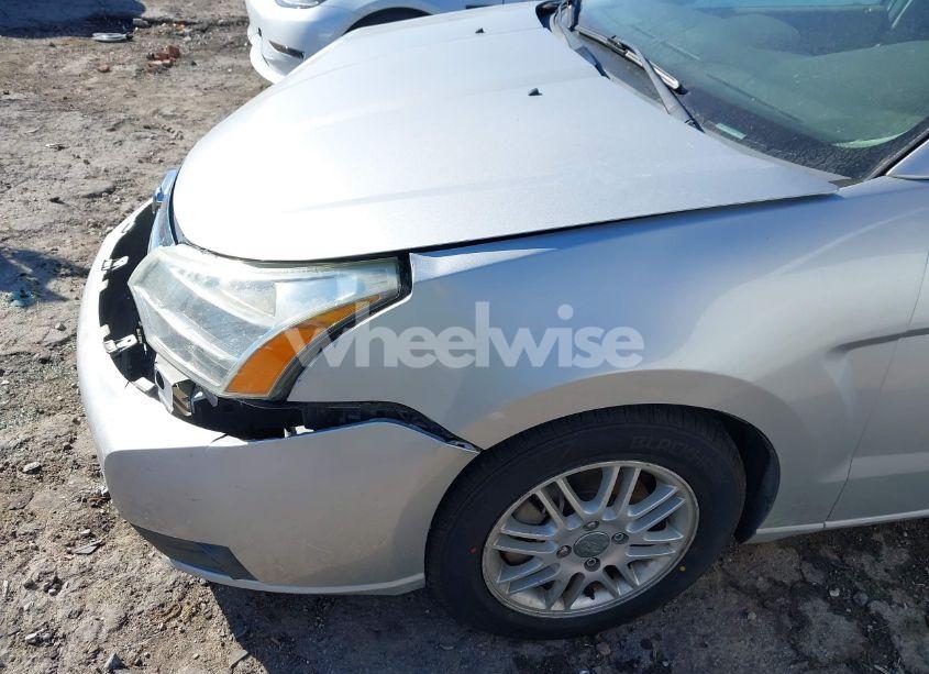 Photo 16 of 2009 Ford Focus SE (VIN 1FAHP35N69W106439)