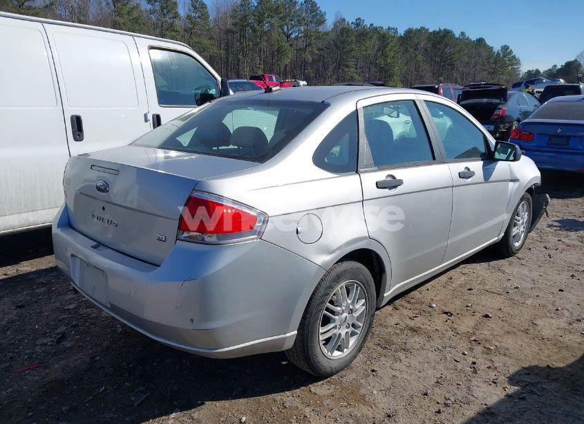 Photo 4 of 2009 Ford Focus SE (VIN 1FAHP35N69W106439)