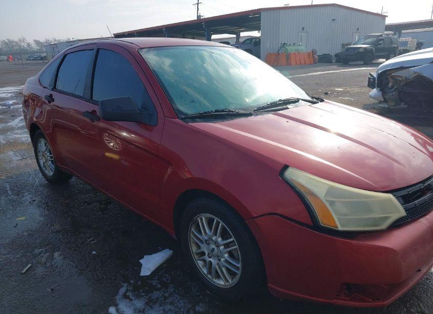 2009 Ford Focus SE (VIN 1FAHP35N69W110717) main photo