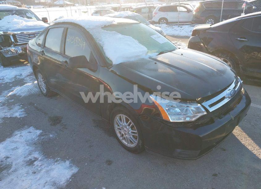 2009 Ford Focus SE (VIN 1FAHP35N69W112614) main photo