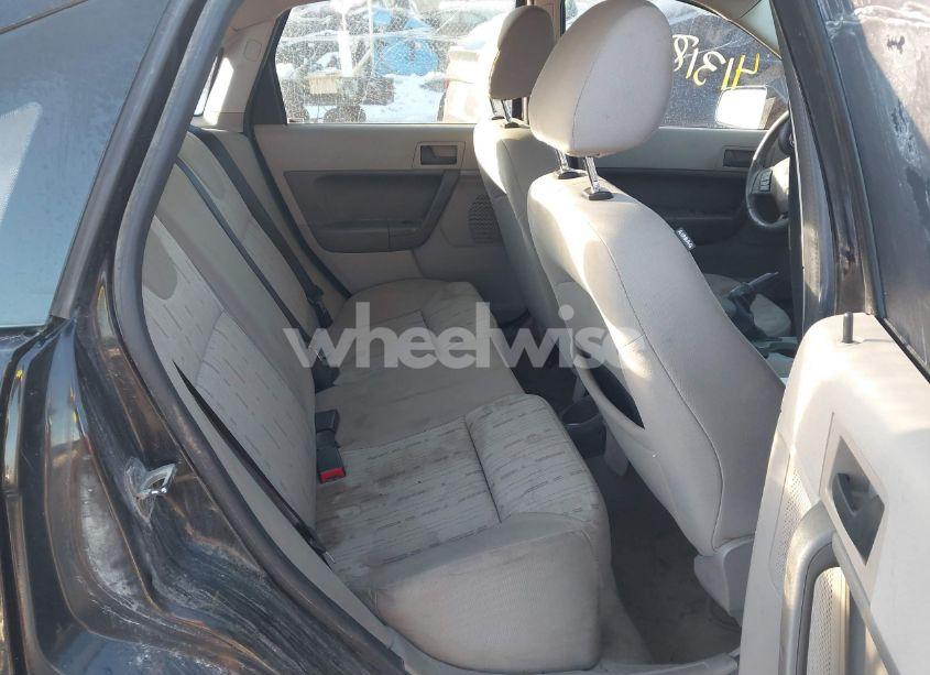 Photo 8 of 2009 Ford Focus SE (VIN 1FAHP35N69W112614)