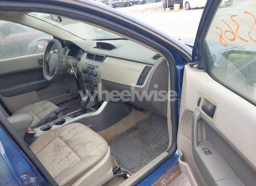 Photo 5 of 2009 Ford Focus SE (VIN 1FAHP35N69W148545)