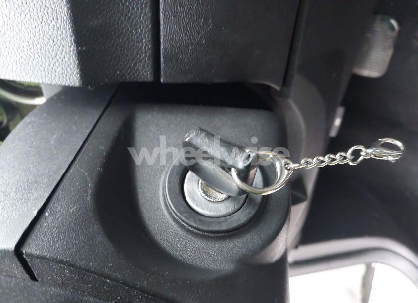 Photo 11 of 2009 Ford Focus SE (VIN 1FAHP35N69W193498)