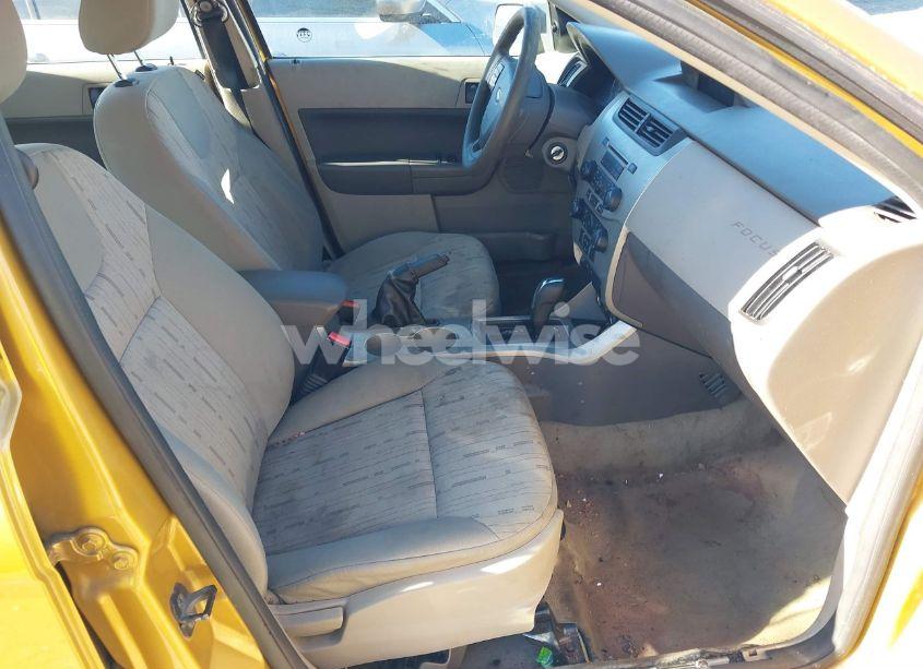 Photo 5 of 2009 Ford Focus SE (VIN 1FAHP35N69W213085)