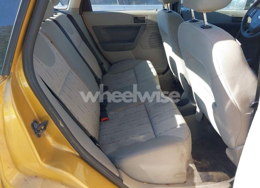 Photo 8 of 2009 Ford Focus SE (VIN 1FAHP35N69W213085)