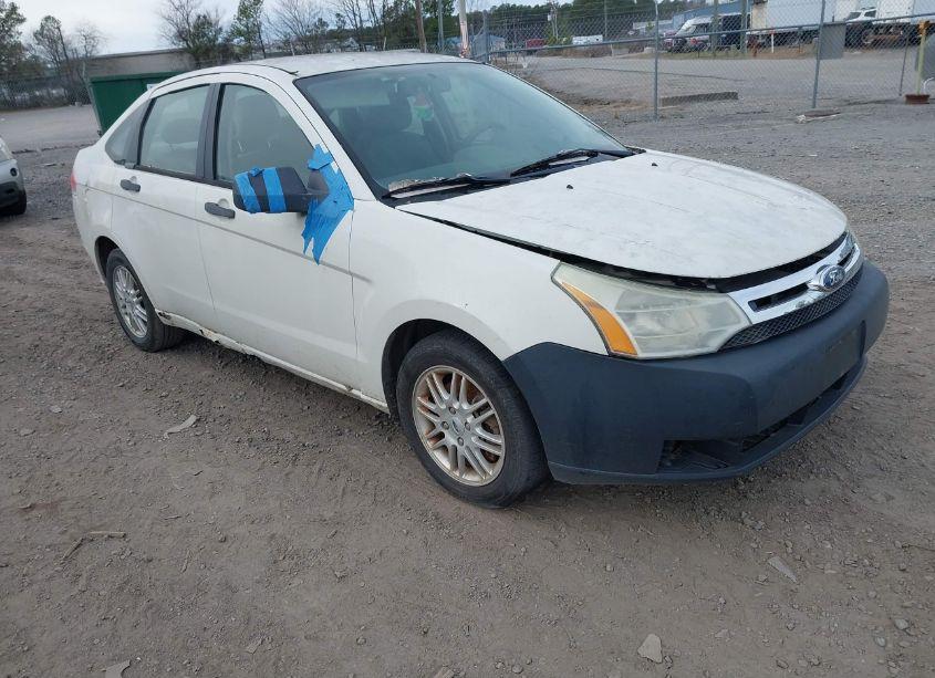 2009 Ford Focus SE (VIN 1FAHP35N69W254851) main photo