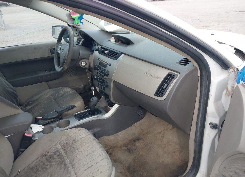 Photo 5 of 2009 Ford Focus SE (VIN 1FAHP35N69W254851)