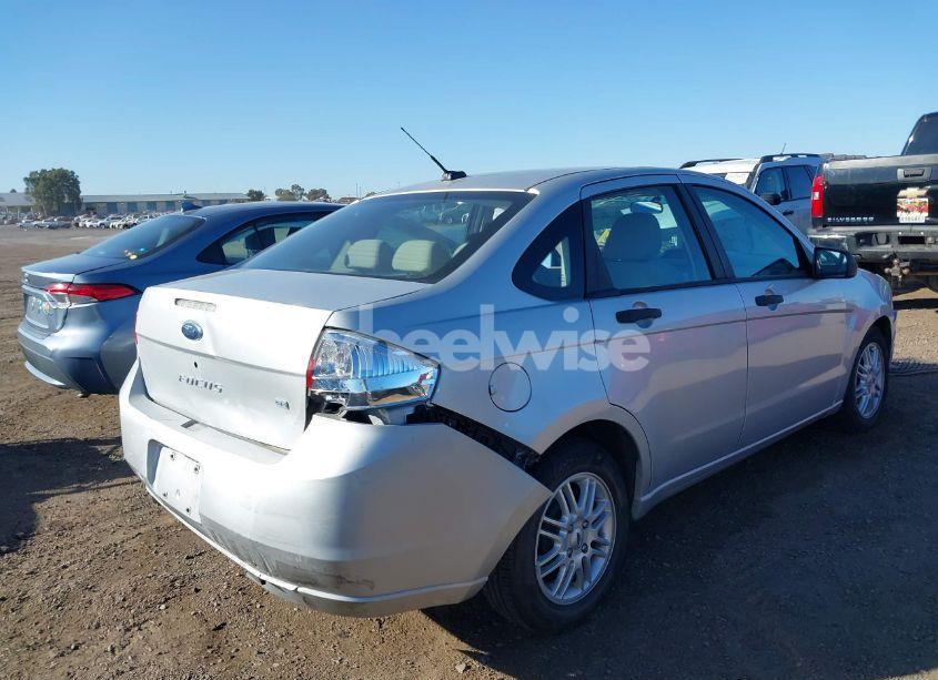 Photo 6 of 2009 Ford Focus SE (VIN 1FAHP35N69W258995)