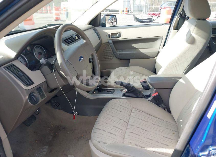 Photo 5 of 2008 Ford Focus SE/SES (VIN 1FAHP35N78W115732)