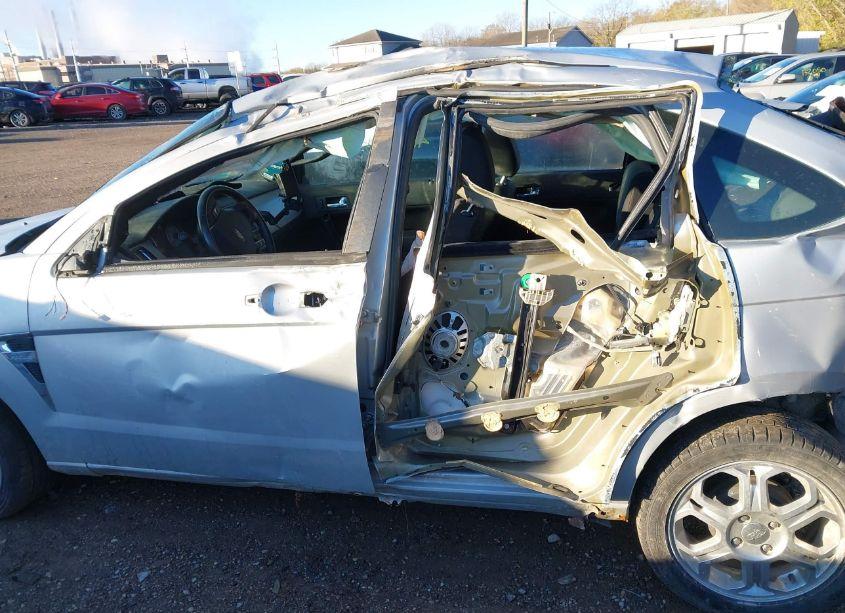 Photo 15 of 2008 Ford Focus SE/SES (VIN 1FAHP35N78W158578)