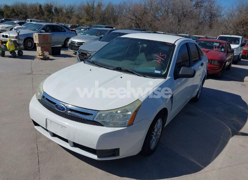 Photo 2 of 2008 Ford Focus SE/SES (VIN 1FAHP35N78W191645)