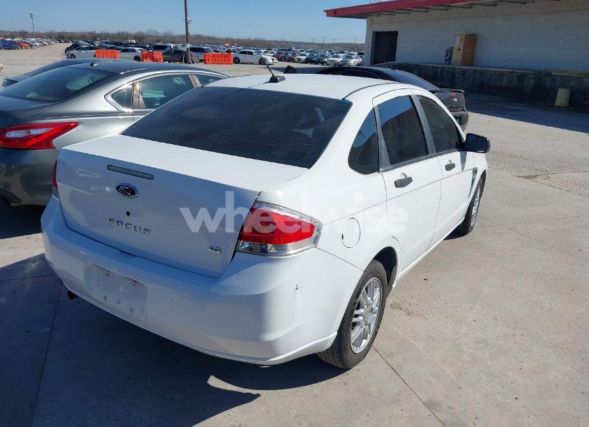 Photo 4 of 2008 Ford Focus SE/SES (VIN 1FAHP35N78W191645)