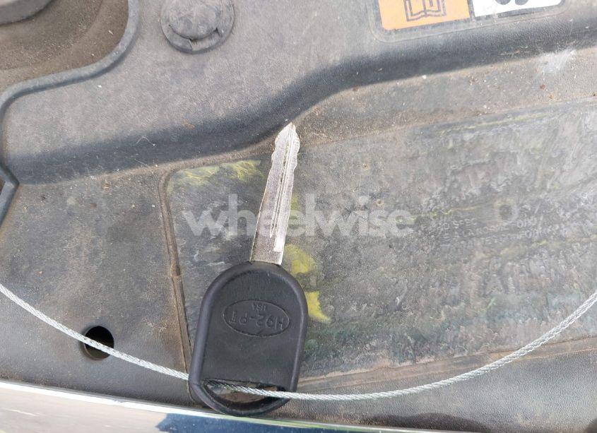 Photo 11 of 2008 Ford Focus SE/SES (VIN 1FAHP35N78W217743)