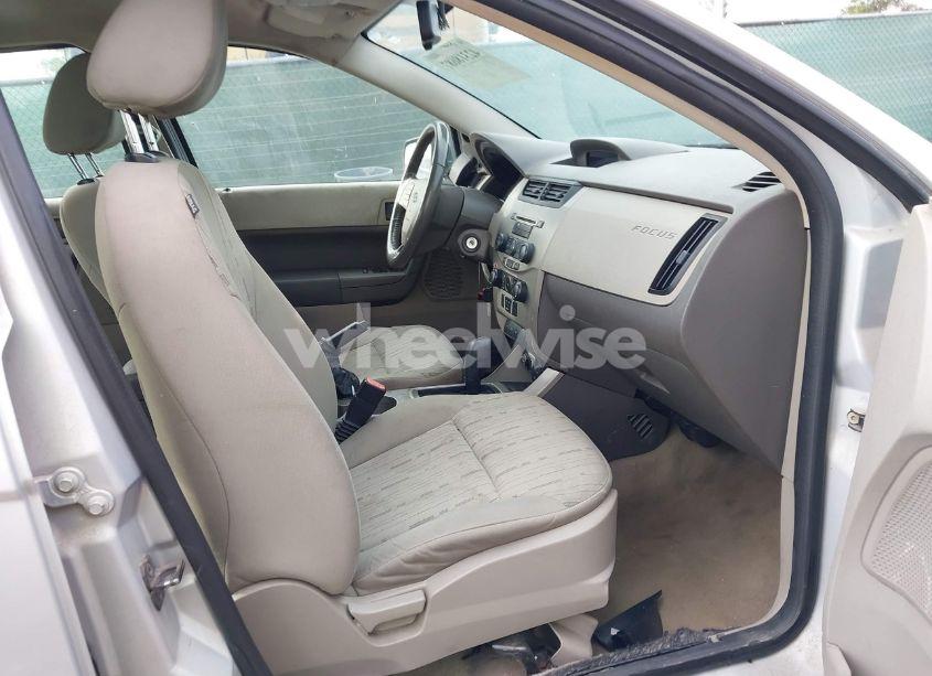 Photo 5 of 2008 Ford Focus SE/SES (VIN 1FAHP35N78W217743)