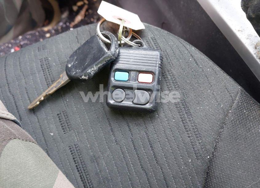 Photo 11 of 2008 Ford Focus SE/SES (VIN 1FAHP35N78W223770)